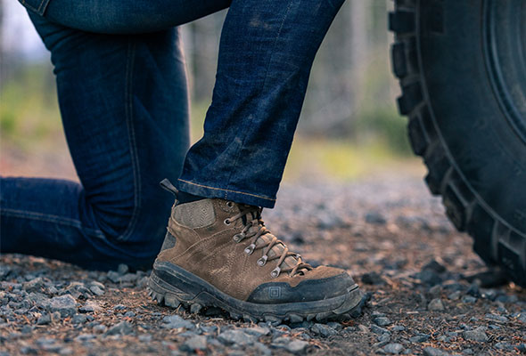 cleaning muddy leather boots